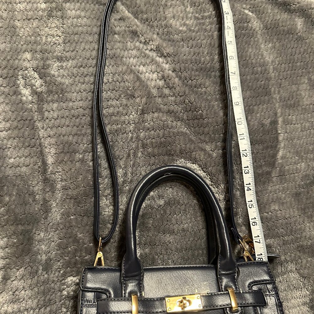 Purse - Picture 7 of 8